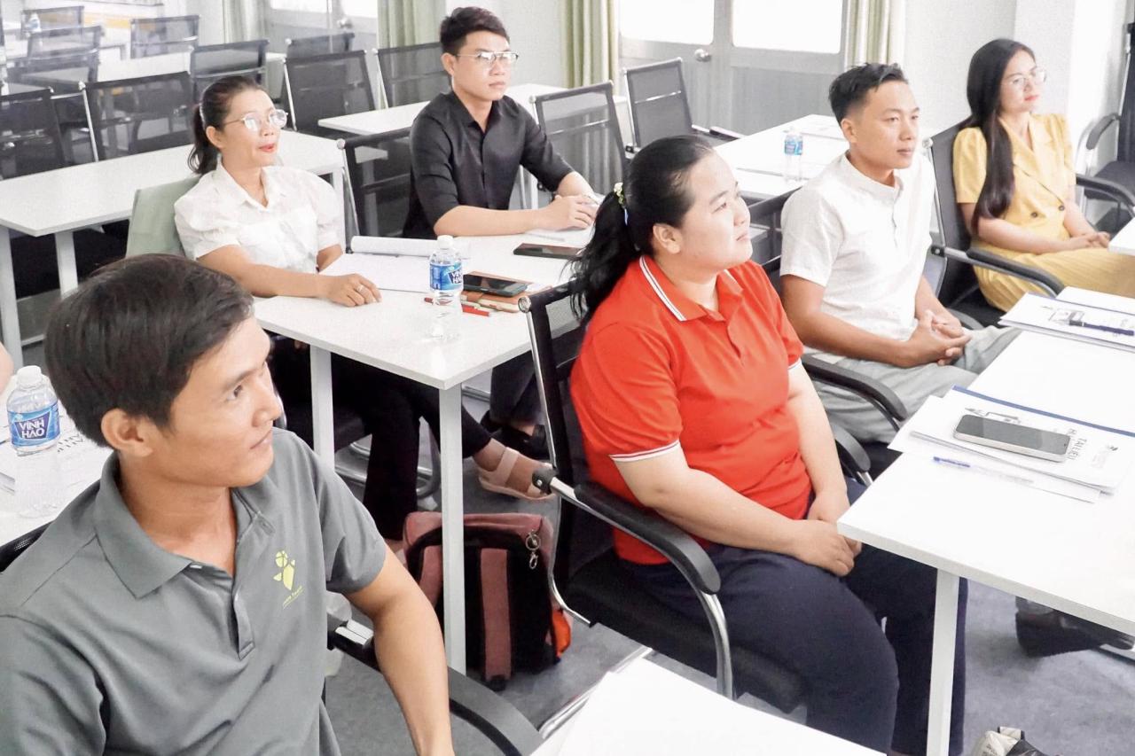 Khai giảng khóa huấn luyện Digital Marketing Full Stack DIGI002 - Ảnh 6